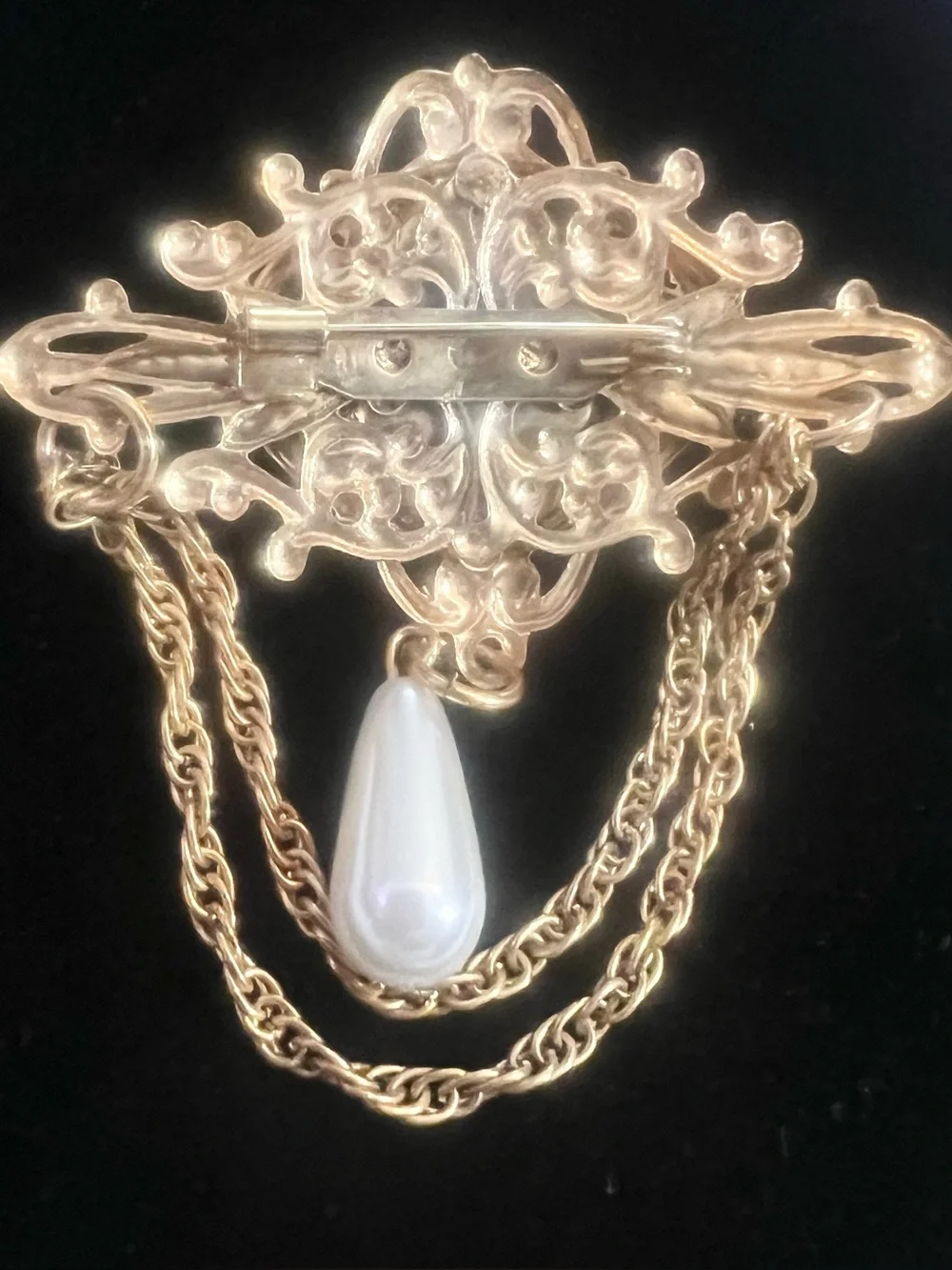 Vintage Gold Tone Faux Pearl Drop Brooch With Dangle And Chains